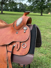 15 1/2” Blue Ribbon Trophy Saddle