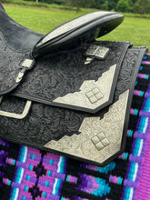 15 1/2” Harris Show Saddle