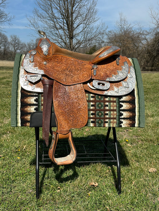 15 1/2” Blue Ribbon Show Saddle