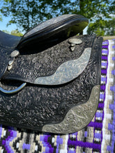 16 1/2” Harris Show Saddle