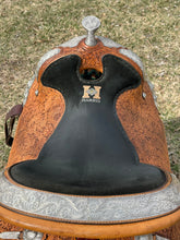 16 1/2” Harris Show Saddle