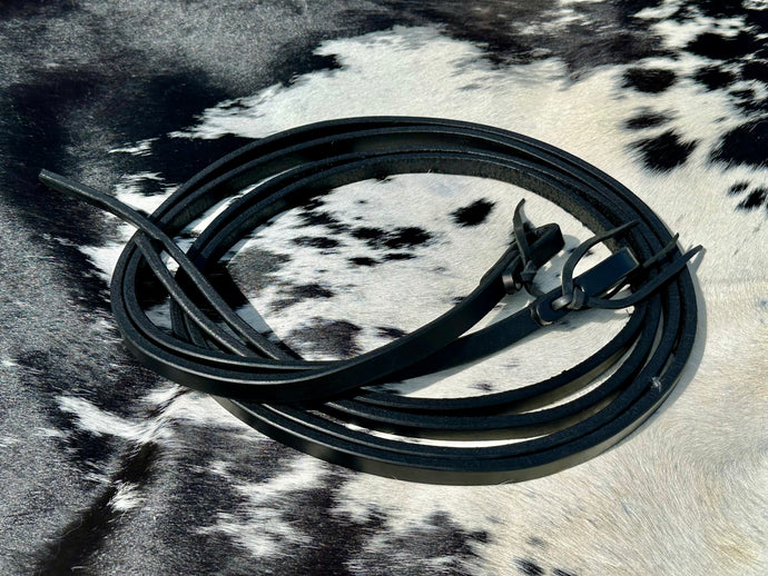 BRT Black Show Reins Waterloop Ends