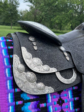 15 1/2” Blue Ribbon Show Saddle