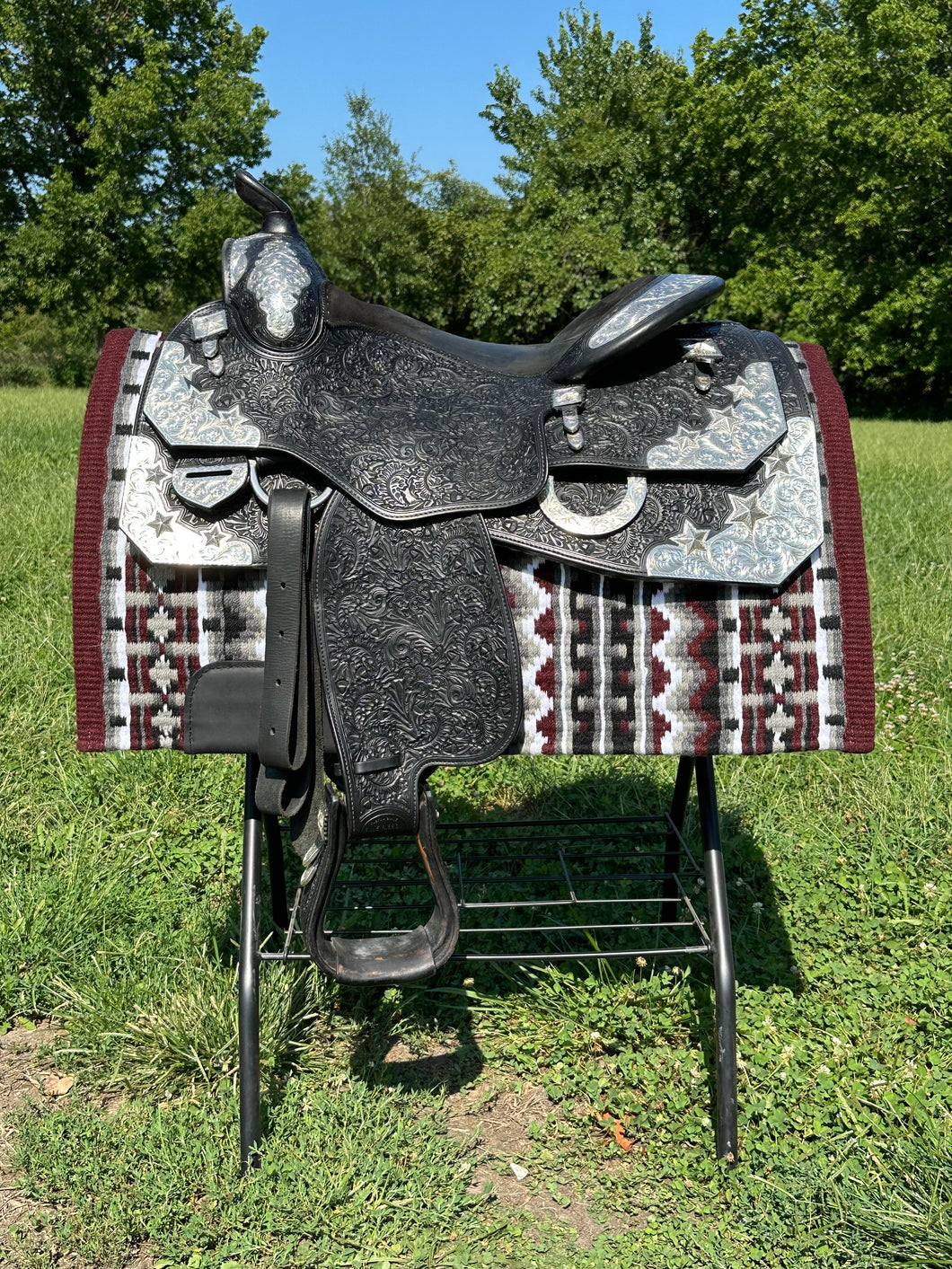15 1/2” Blue Ribbon Show Saddle