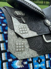 15 1/2” Harris Show Saddle