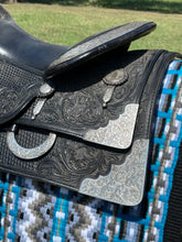 15 1/2” Bob’s Show Saddle