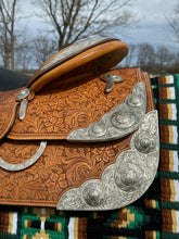 16 1/2” Harris Show Saddle