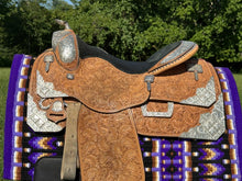 16 1/2” Harris Show Saddle