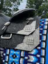 15 1/2” Harris Show Saddle